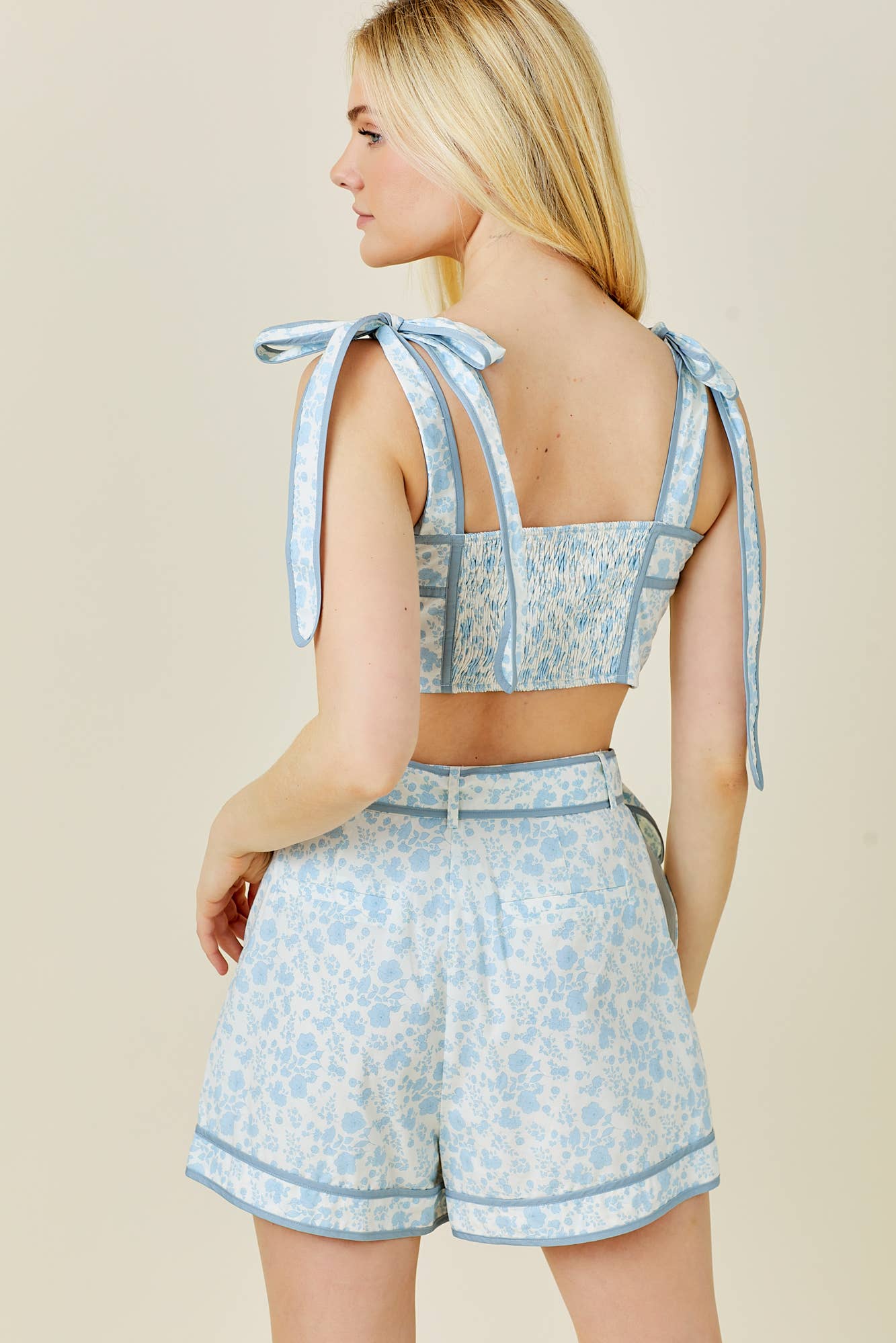 Floral Shoulder Tie Crop Top